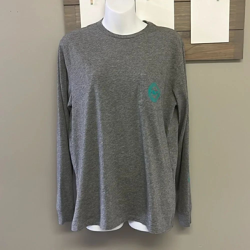 Vineyard Vines Men’s Grey Long Sleeves Crewneck Pullover Whale Tee- Small
